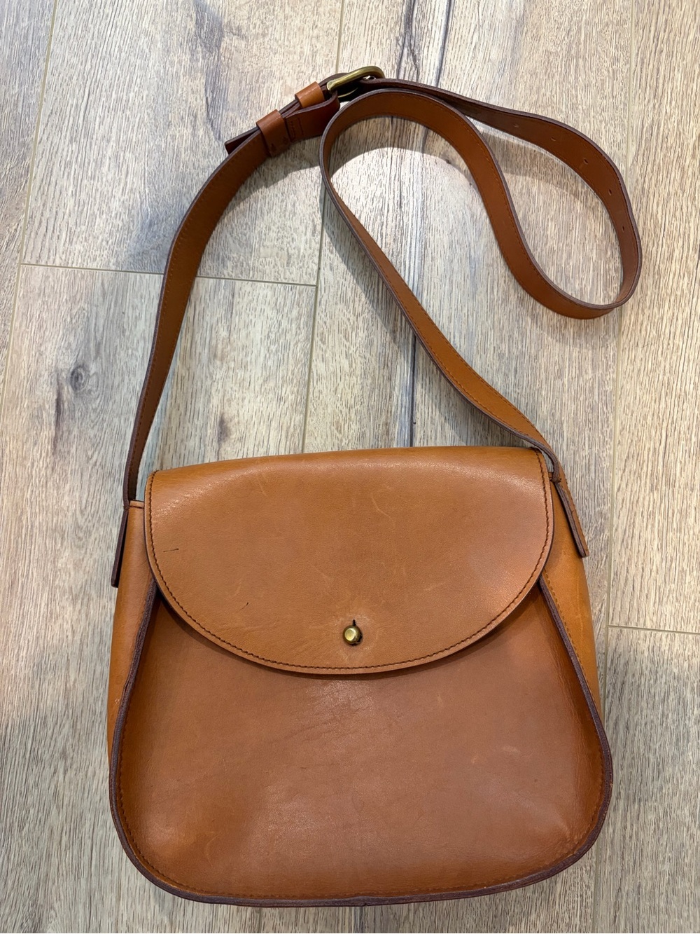 Madewell Cognac Leather Saddle Crossbody - Picture 4 of 6